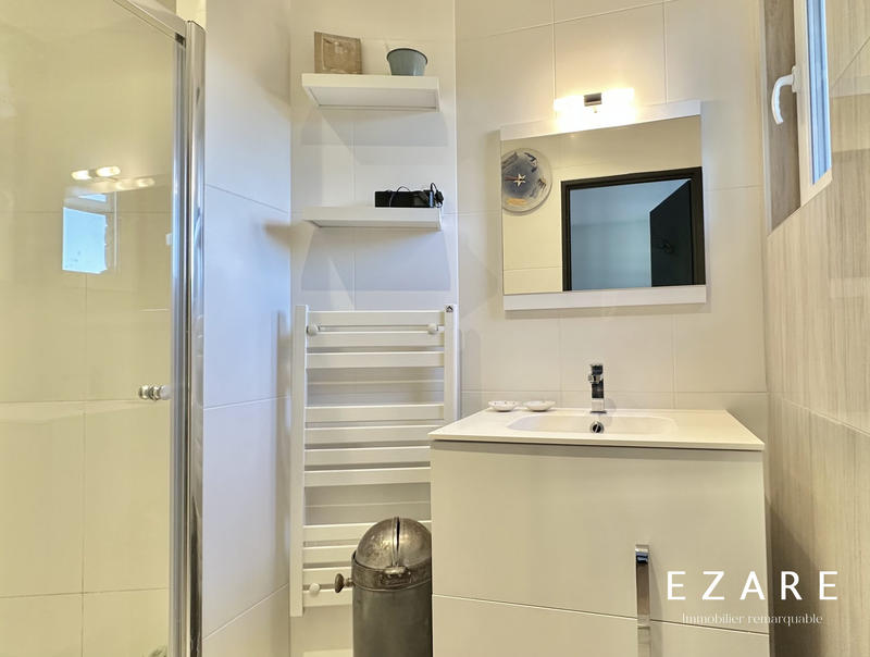 Appartement - 92 m² - 5 pièces