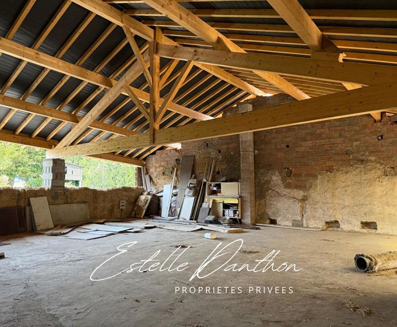 Maison - 240 m² - 8 pièces