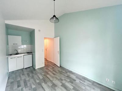 Studio - 20 m² - 1 pièce