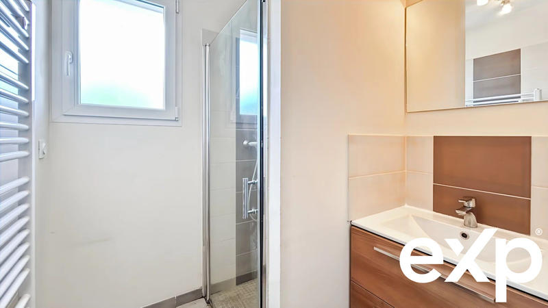 Maison - 122 m² - 6 pièces