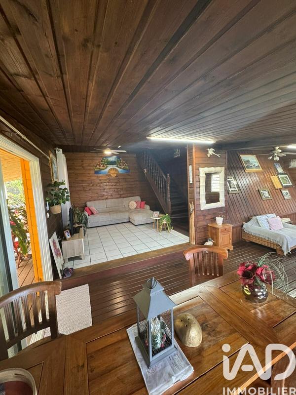 Maison - 251 m² - 7 pièces