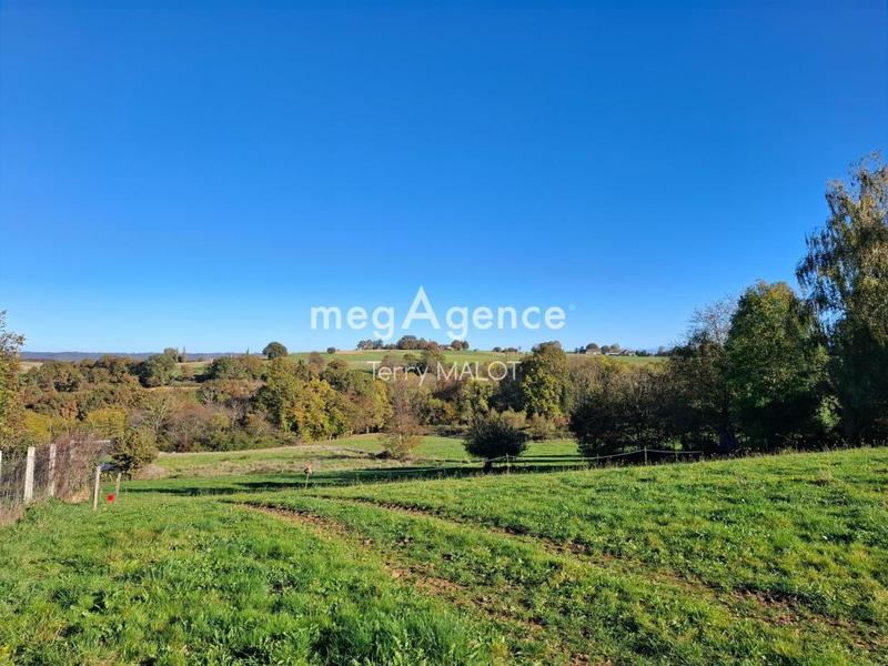 Terrain constructible - 4 620 m²