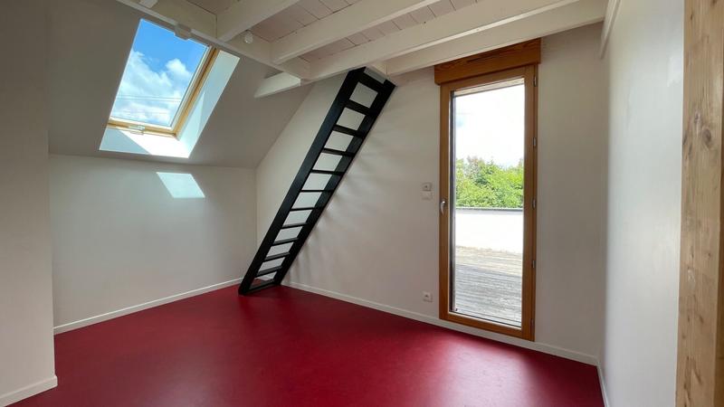 Maison - 142 m² - 6 pièces