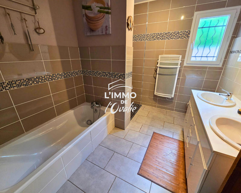 Maison - 110 m² - 4 pièces