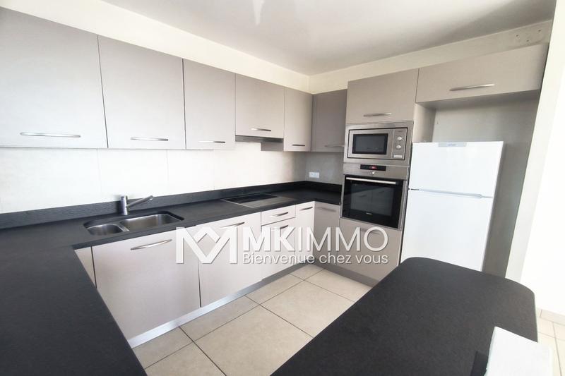 Appartement - 75 m² - 2 pièces