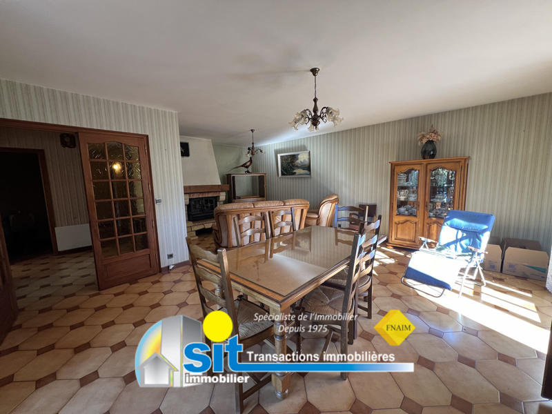 Maison - 95 m² - 5 pièces