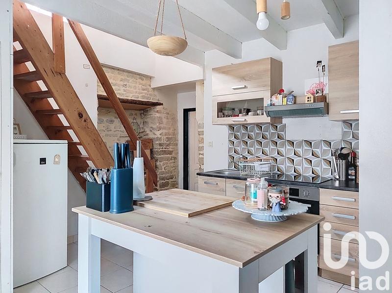 Maison - 225 m² - 10 pièces