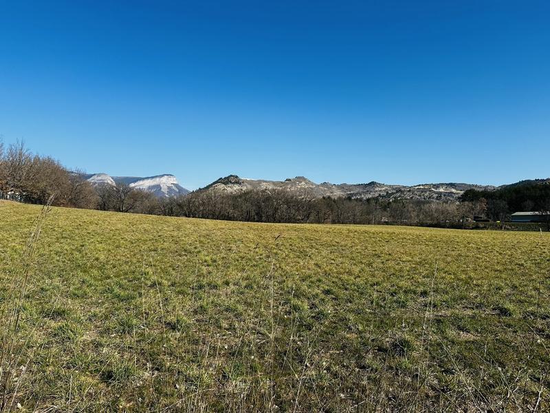 Terrain - 768 m²