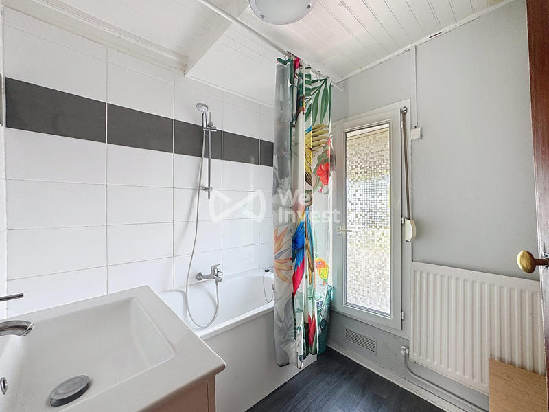 Maison - 94 m² - 5 pièces