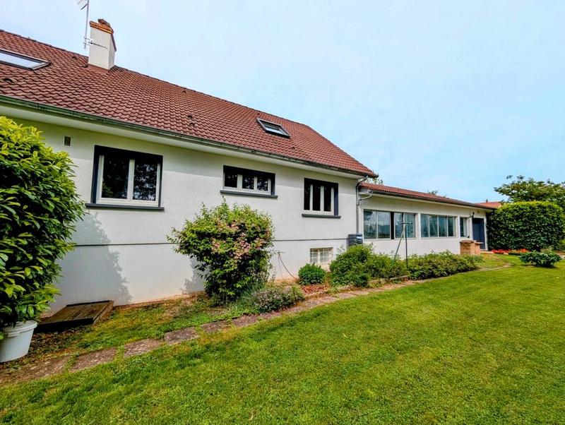 Maison - 152 m² - 6 pièces