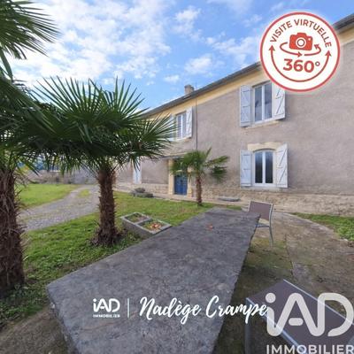 Maison - 180 m² - 5 pièces