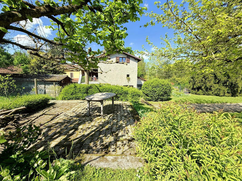 Maison - 92 m² - 4 pièces