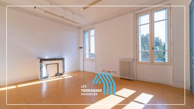 Appartement - 114 m² - 6 pièces