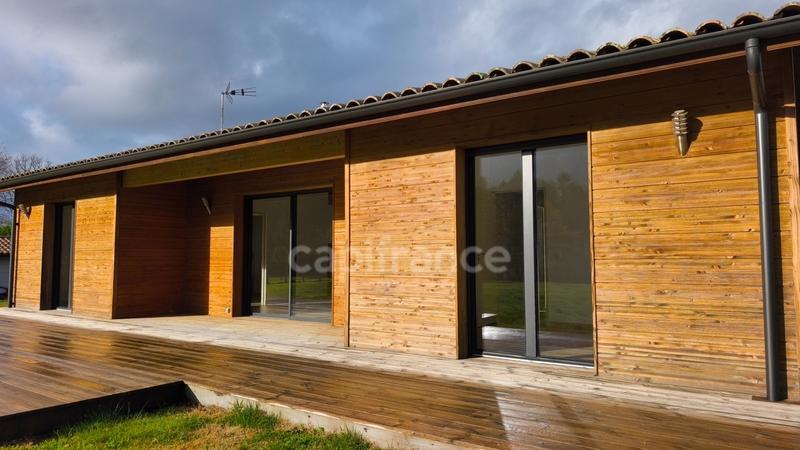 Maison - 100 m² - 4 pièces