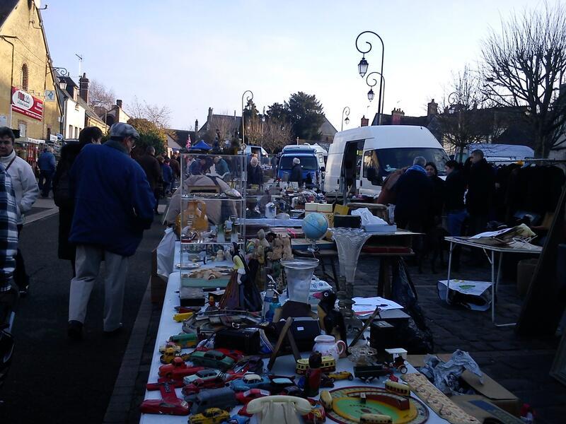 Brocante - bric à brac - artisanat