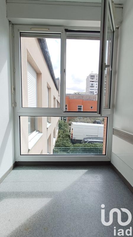 Studio - 30 m² - 1 pièce