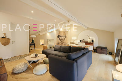 Appartement - 80 m² - 3 pièces