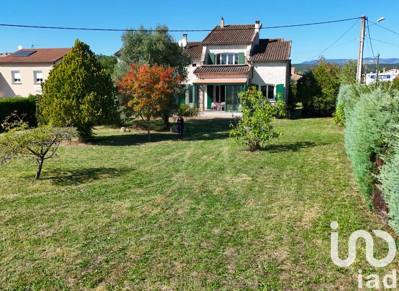 Maison - 133 m² - 8 pièces