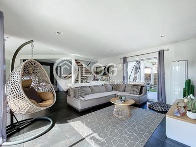 Maison - 145 m² - 5 pièces