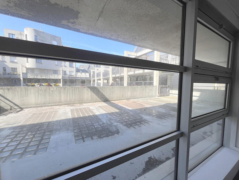 Bureau - 79 m² - 5 pièces