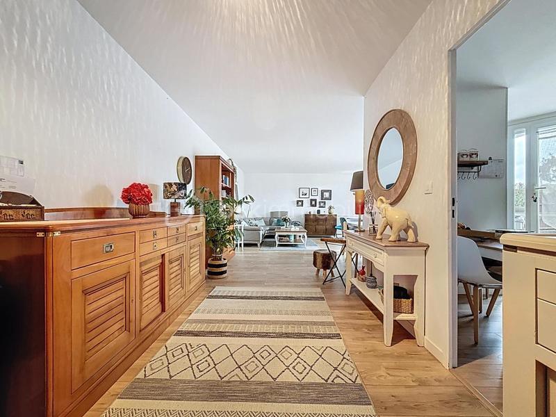 Appartement - 102 m² - 5 pièces