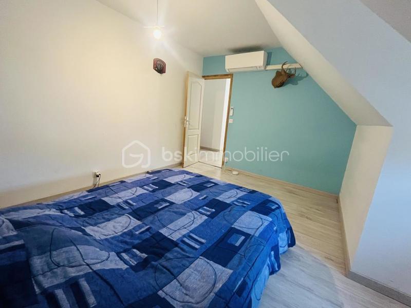 Maison - 180 m² - 7 pièces