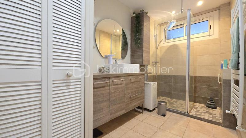 Appartement - 102 m² - 4 pièces