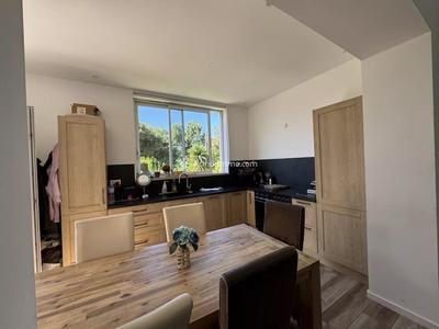 Maison - 130 m² - 5 pièces