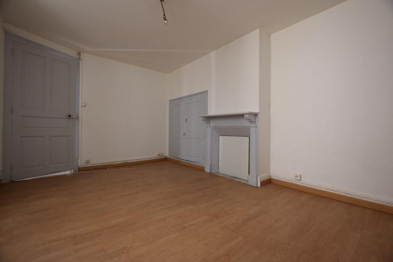 Maison - 300 m² - 15 pièces