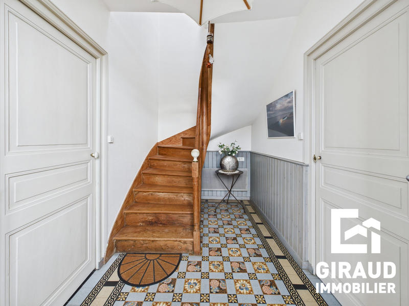 Maison ancienne - 150 m² - 6 pièces