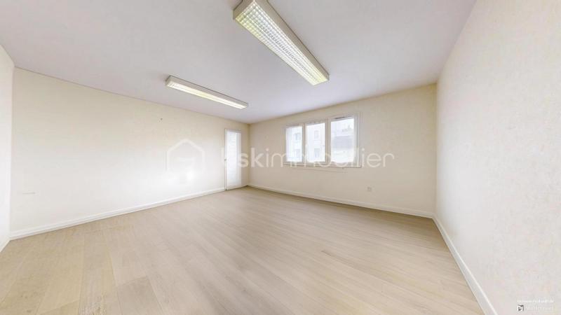 Appartement - 100 m² - 5 pièces