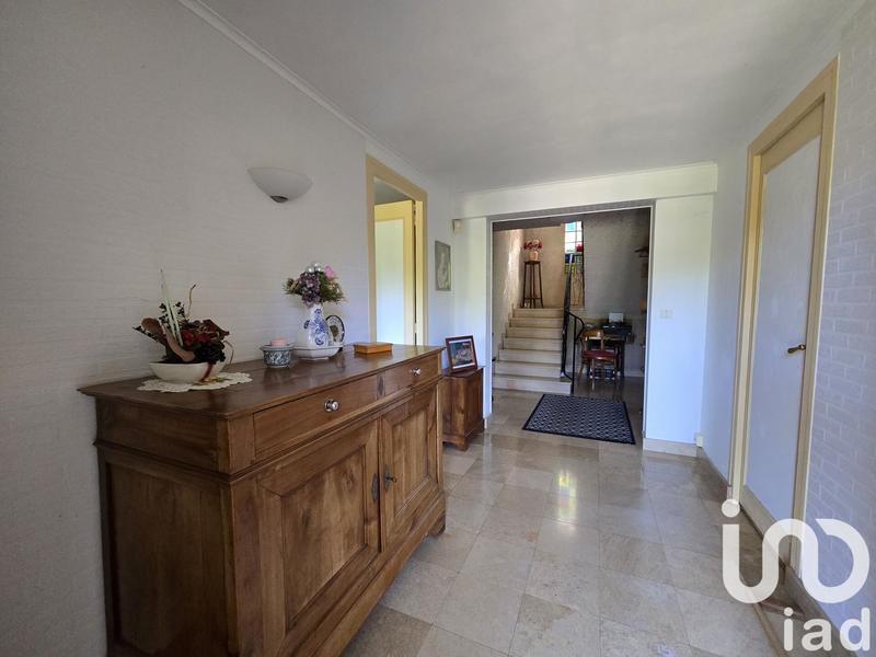 Maison - 181 m² - 8 pièces