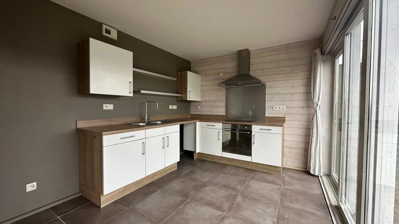 Maison - 137 m² - 6 pièces