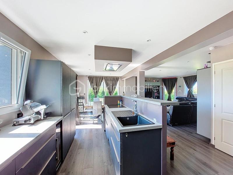 Pavillon - 137 m² - 6 pièces