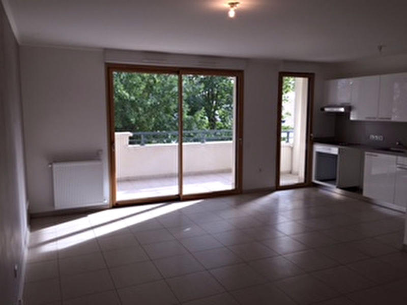 Appartement - 75 m² - 3 pièces