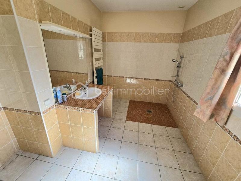 Maison - 123 m² - 7 pièces