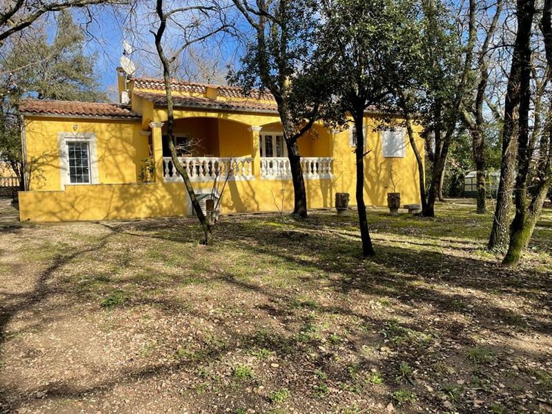 Maison - 213 m² - 7 pièces