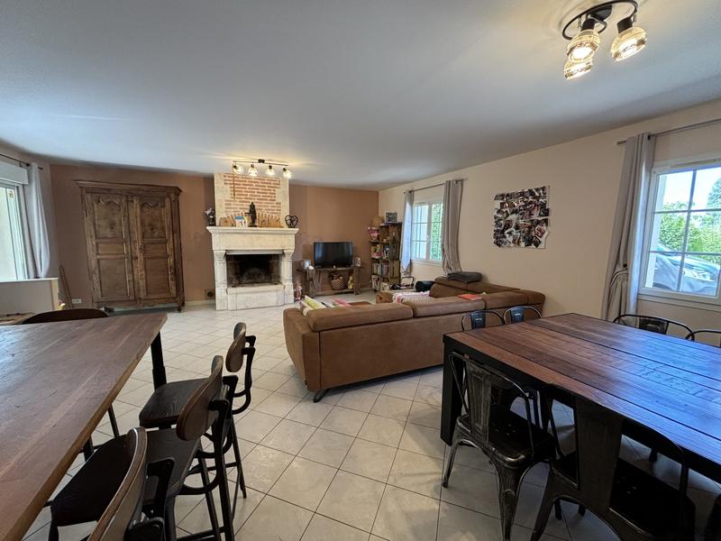 Maison traditionnelle - 145 m² - 5 pièces