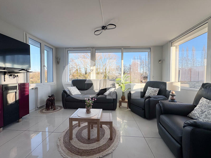 Maison - 140 m² - 6 pièces