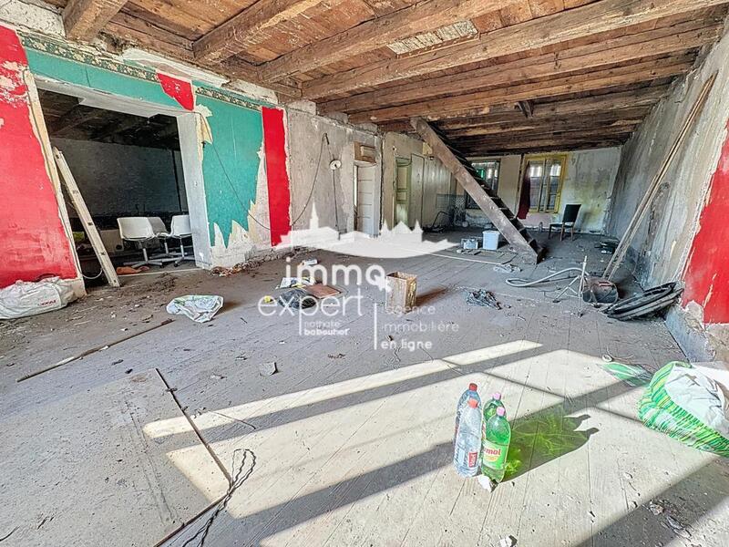 Propriété - 213 m² - 8 pièces