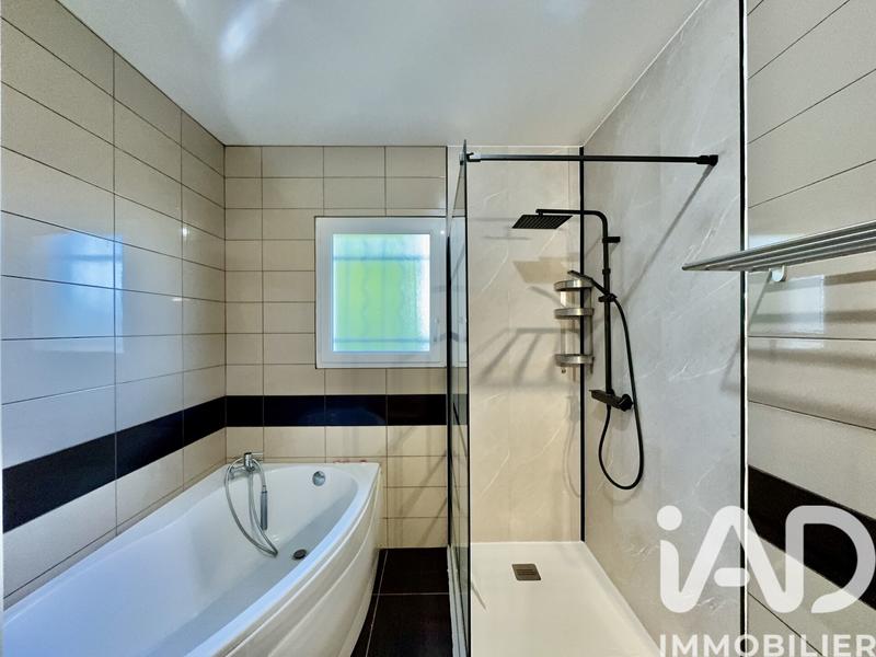 Maison - 112 m² - 4 pièces