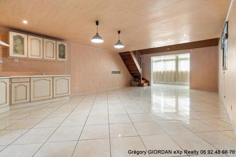 Maison - 165 m² - 3 pièces