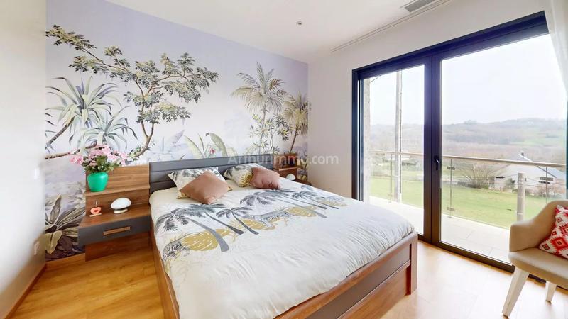 Appartement - 120 m² - 4 pièces