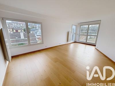 Appartement - 84 m² - 4 pièces