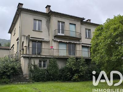 Maison de maîtres - 250 m² - 8 pièces