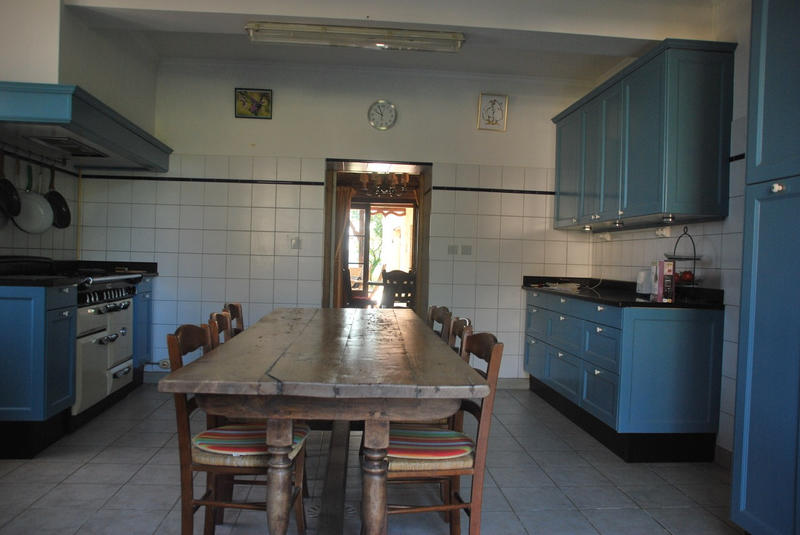 Maison - 316 m² - 11 pièces