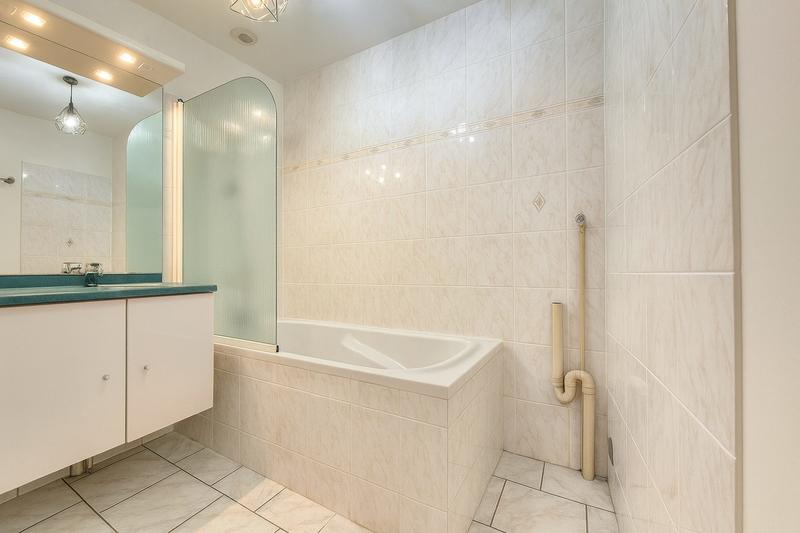 Appartement - 60 m² - 2 pièces