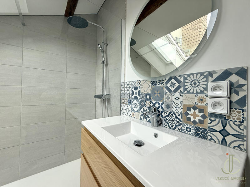 Appartement - 80 m² - 4 pièces