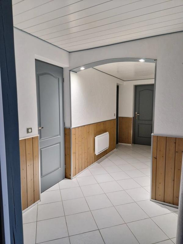 Maison - 214 m² - 7 pièces