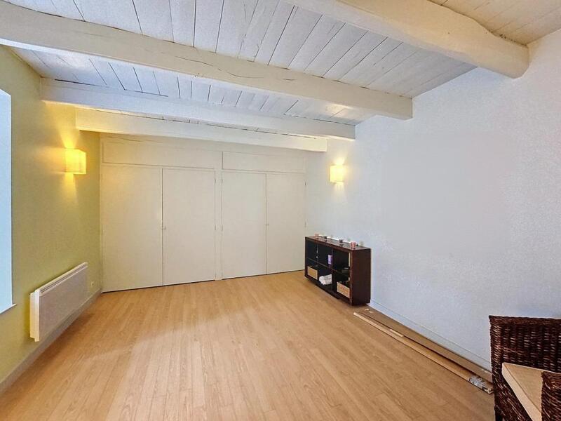 Maison - 84 m² - 2 pièces